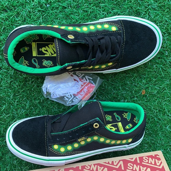 VANS OLD SKOOL PRO SHAKE JUNT Black/White WMNS - Picture 15 of 17